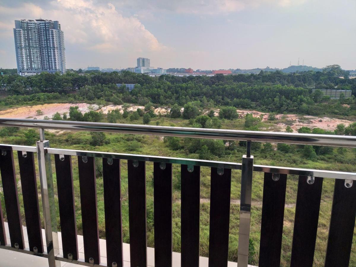 Kempas Indah @ The Secret Garden Homestay Johor Bahru Ngoại thất bức ảnh