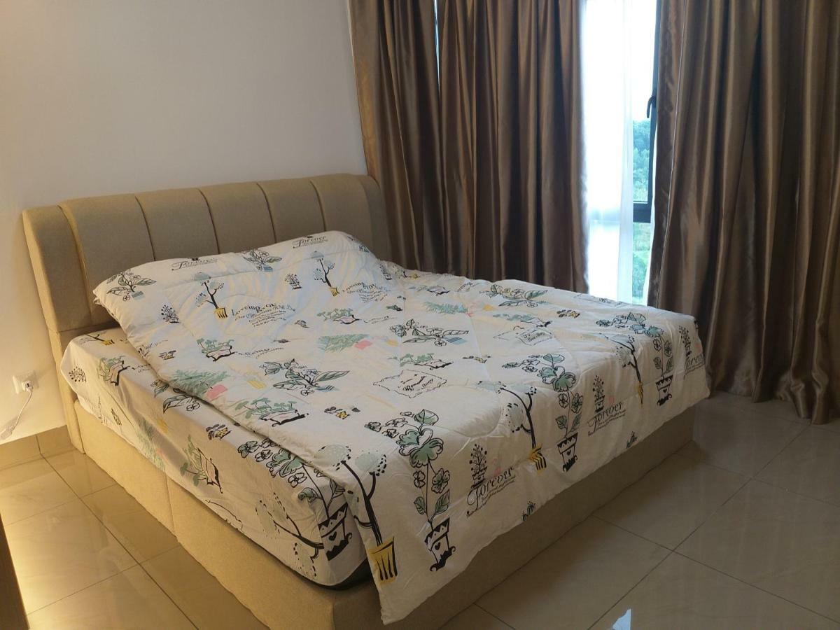 Kempas Indah @ The Secret Garden Homestay Johor Bahru Ngoại thất bức ảnh
