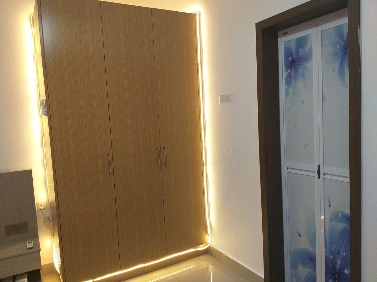 Kempas Indah @ The Secret Garden Homestay Johor Bahru Ngoại thất bức ảnh