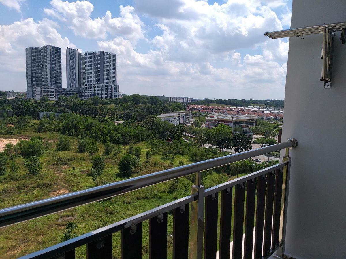 Kempas Indah @ The Secret Garden Homestay Johor Bahru Ngoại thất bức ảnh