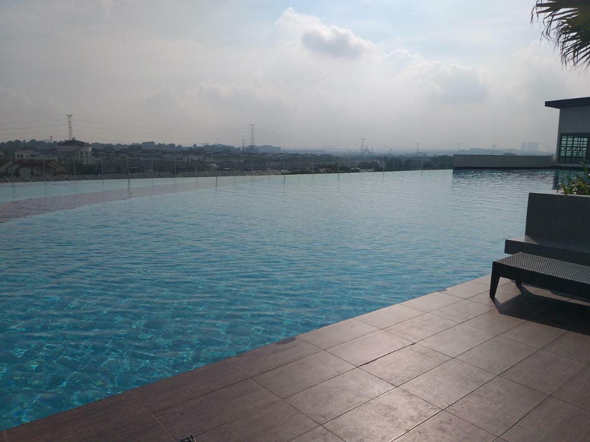 Kempas Indah @ The Secret Garden Homestay Johor Bahru Ngoại thất bức ảnh